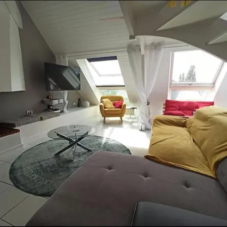Superbe Loft 90m² Proche Parc Expo Appartement *