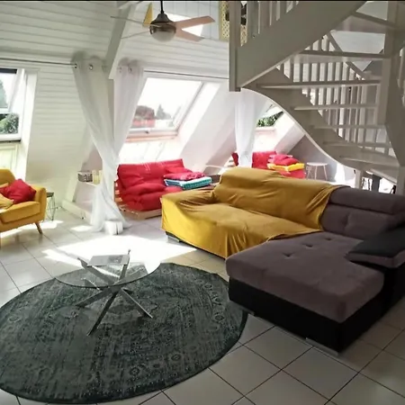 Апартаменты Superbe Loft 90m² Proche Parc Expo Нант