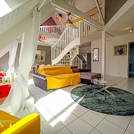 Superbe Loft 90m² Proche Parc Expo *