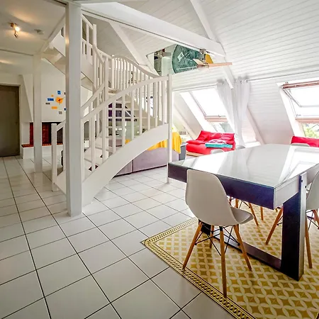 Superbe Loft 90m² Proche Parc Expo Apartment