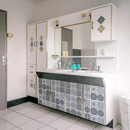 Апартаменты Superbe Loft 90m² Proche Parc Expo Нант