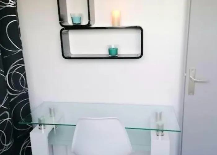 Superbe Loft 90m² Proche Parc Expo *